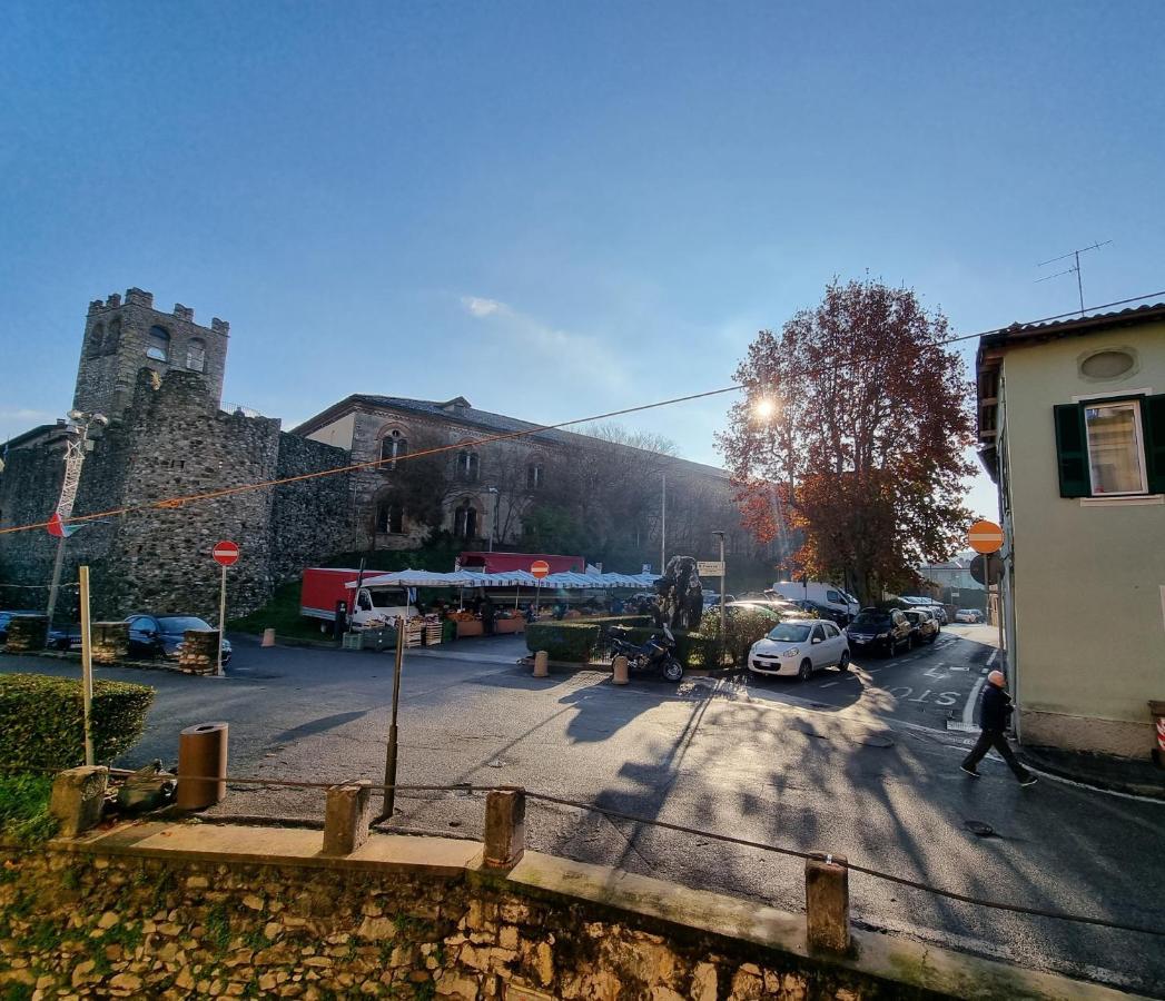 La Finestra Sul Castello Desenzano-By Goccia Di Lago Desenzano del Garda Luaran gambar